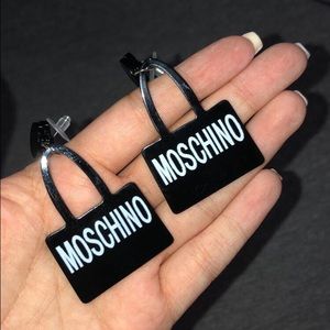 Moschino earring
